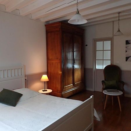 La Croix St Jean Bed & Breakfast Foucheres ภายนอก รูปภาพ