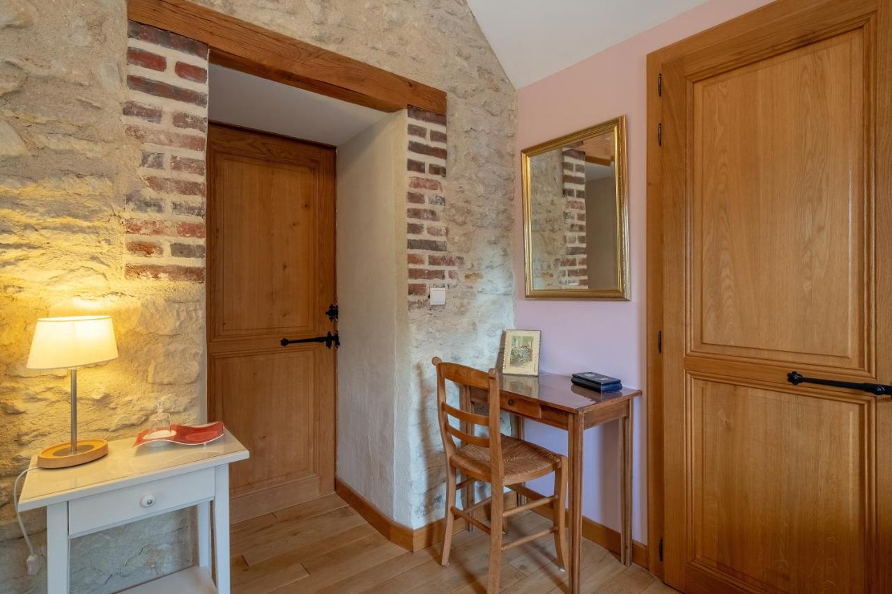 La Croix St Jean Bed & Breakfast Foucheres ภายนอก รูปภาพ