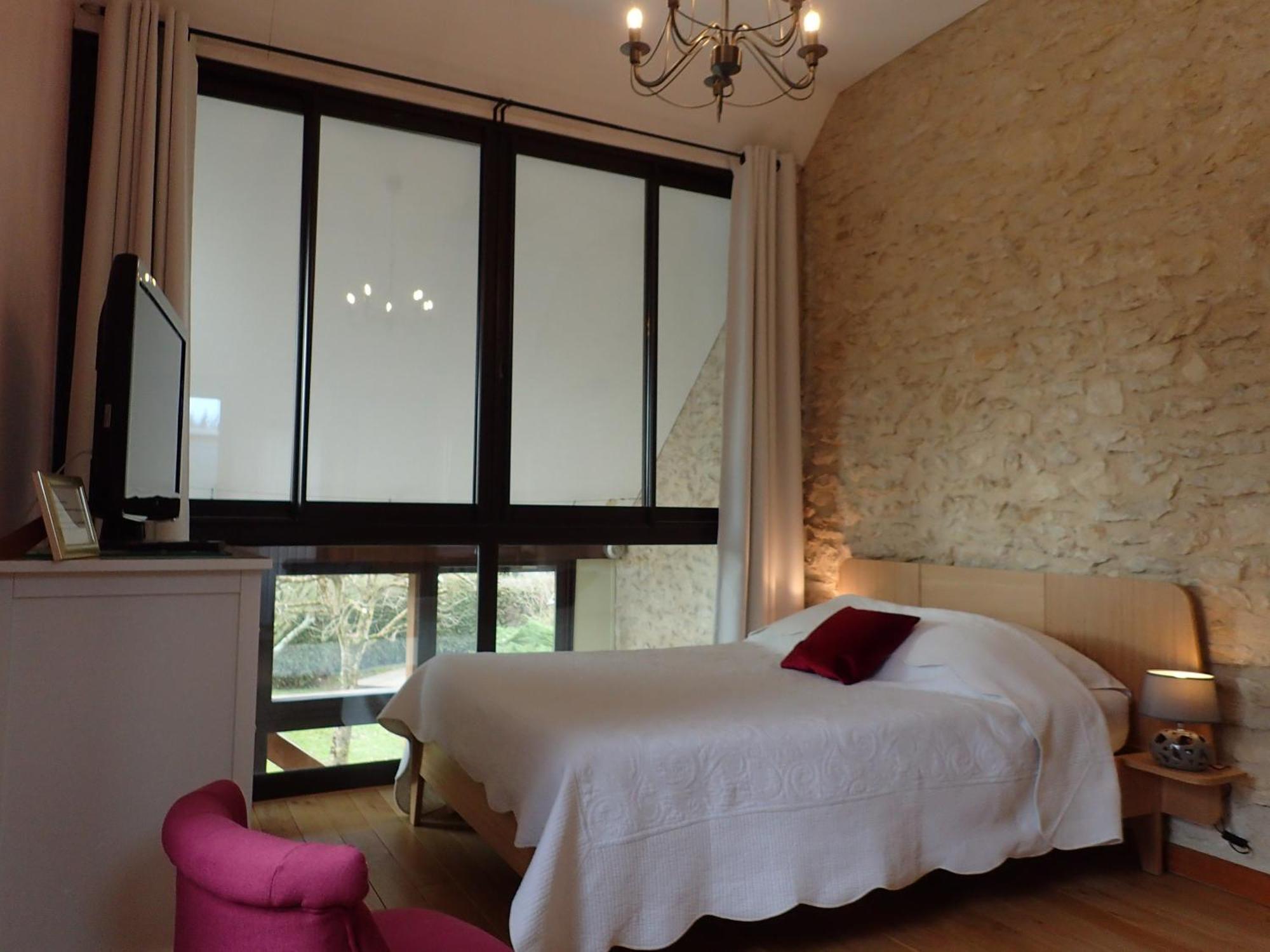 La Croix St Jean Bed & Breakfast Foucheres ภายนอก รูปภาพ